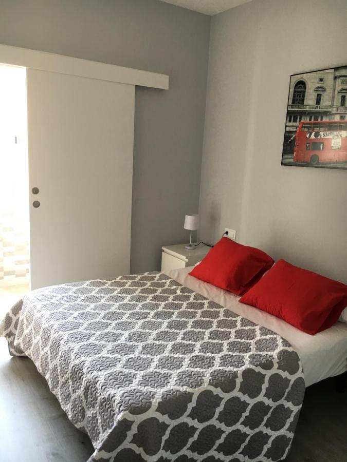Sagrada Familia Gaudi Appartement Barcelona Buitenkant foto